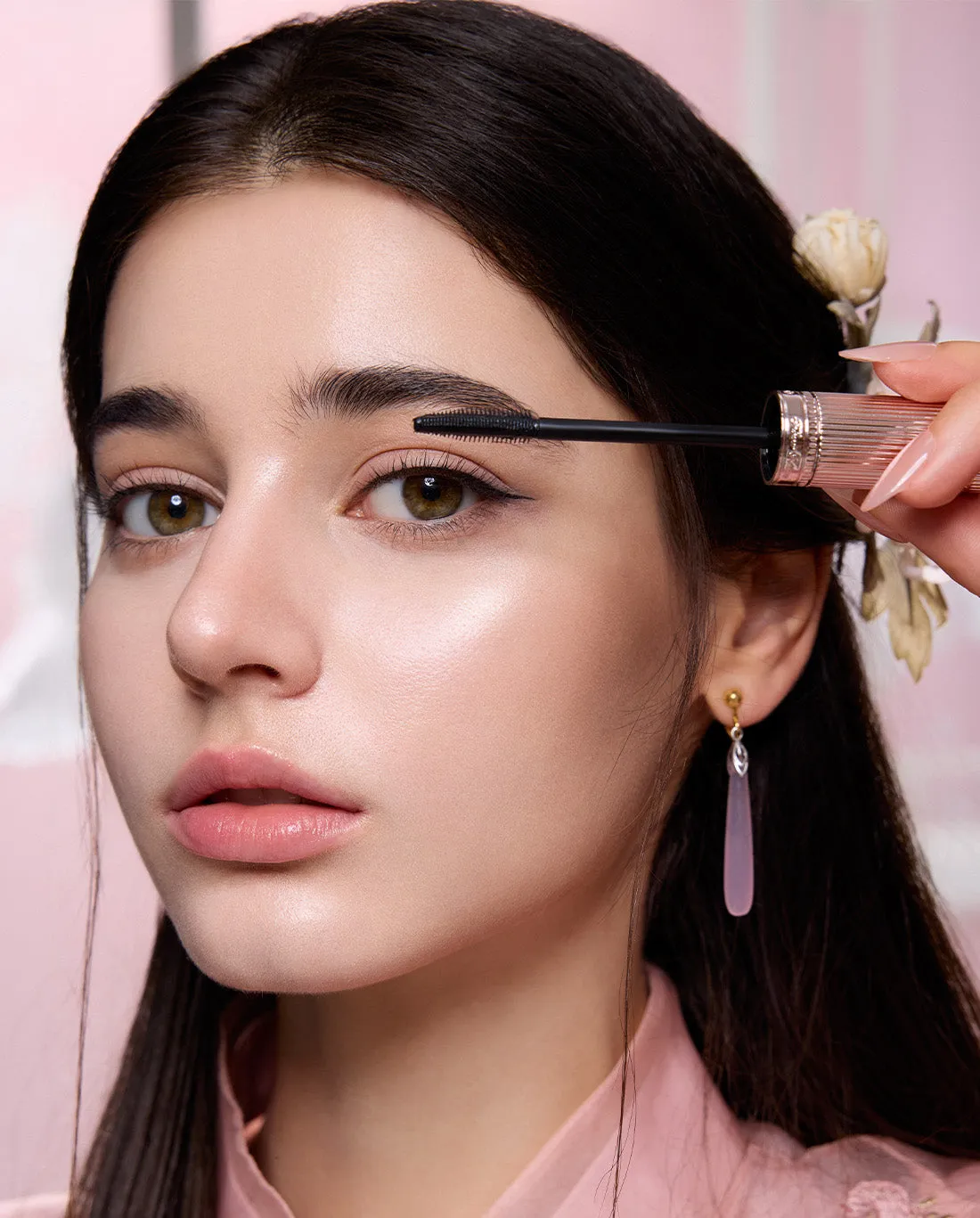 Butterfly Cloud Collar Mascara
