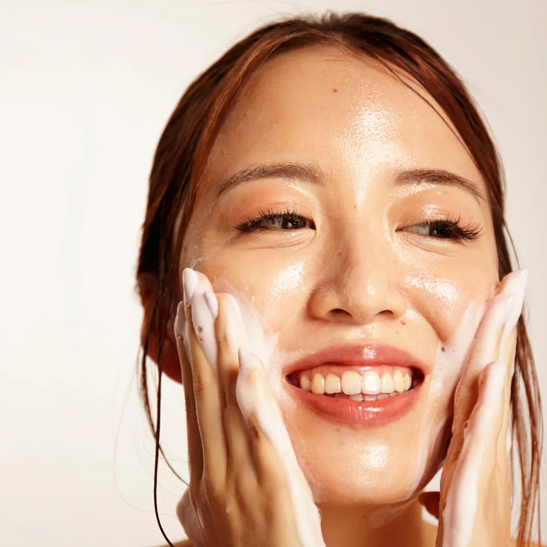 Face Warrior: Rose & Hyaluronic Acid Cleanser