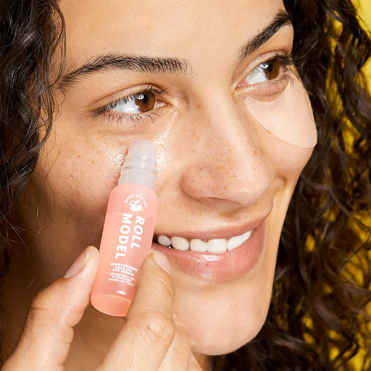 Hero Status™ Roll Model™ Moisturizing Roll-On Eye Serum Kit