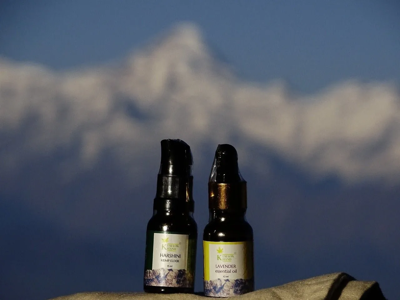Kumaon Khand Harshini & Lavender Oil Combo