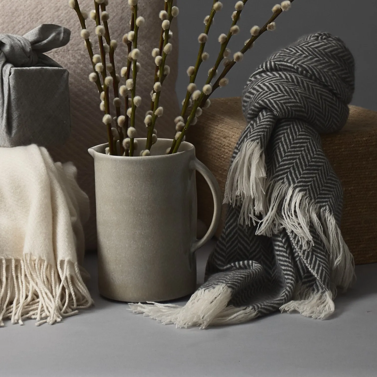 Malhou Jug [Mist green]