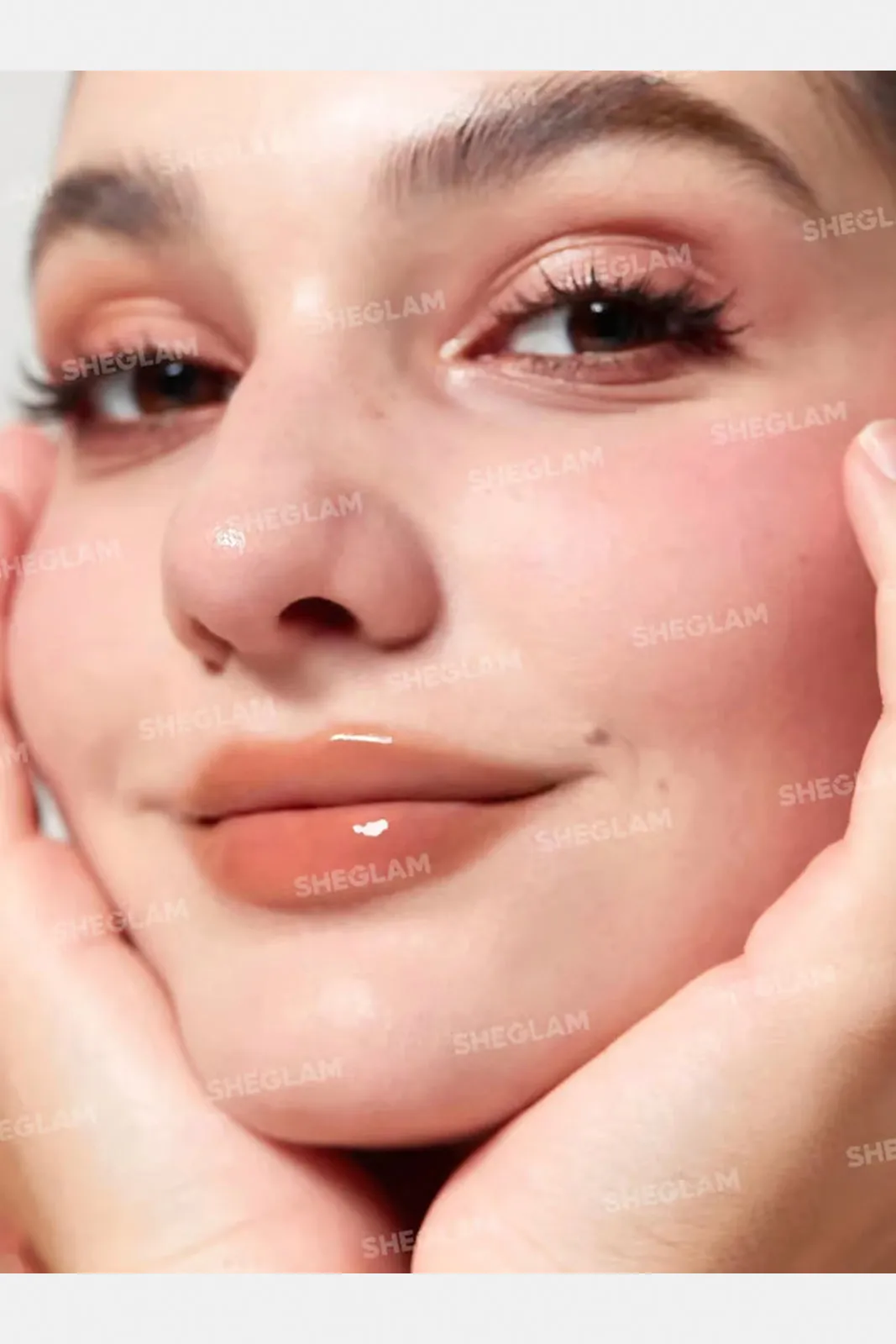 Sheglam Pout-Perfect Shine Lip Plumper - Walk On The Beach
